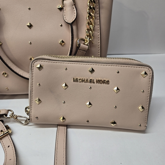 Michael Kors Ellis Leather Studded Satchel Purse With Crossbody Strap/wallet - Picture 5 of 16